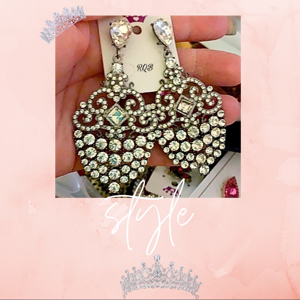 Clear Crystals Scroll Design Chandelier earrings